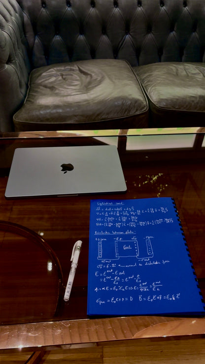 Cahier blueprint, stylo à gel blanc inclut